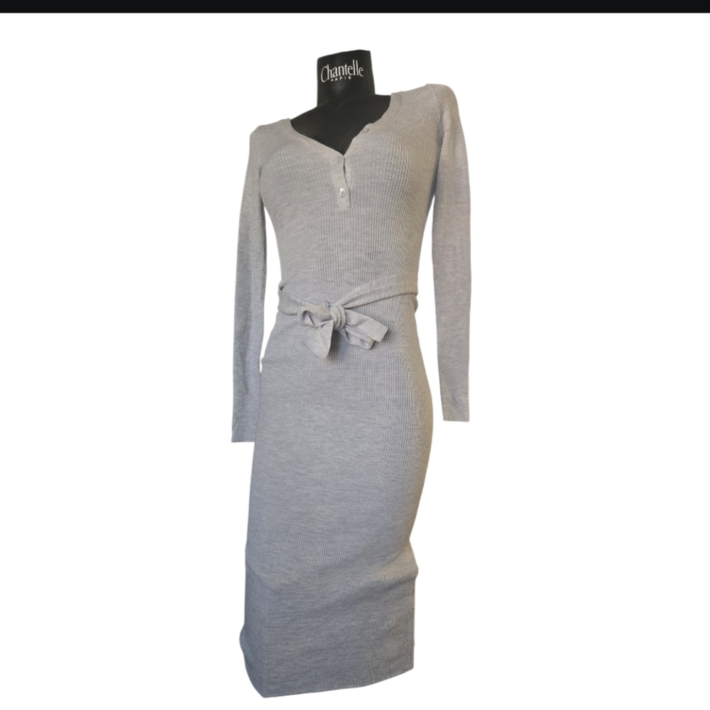 Babaton Midi Dress Cream Knit.